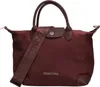 A burgundy Valentino handbag with a shoulder strap. Produktbild-Vorschau