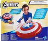 The image shows the packaging of a Captain America toy, featuring a child playing with the toy. Anteprima dell’immagine prodotto