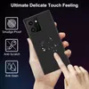 A hand holding a black smartphone case with water droplets on it, with feature icons and text on the left. Produktbild-Vorschau