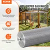 A roll of hardware cloth is shown in the foreground, with a chicken coop and chickens in the background. Text overlays describe the product's features. Podgląd zdjęcia produktu