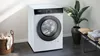 Siemens WG44B2040 iQ700, Waschmaschine, Frontlader, 9 kg, 1400 U/min. Schrägansicht geschlossen Voir les images du produit