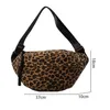 Bauchtasche Leo XXL Umhängetasche Damen –  Crossbody-Bag im Produktbild-Vorschau 7