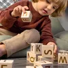 Cubes en bois Ulanik avec lettres et chiffres anglais Voir les images du produit 4