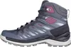 Side view of a hiking boot. Voir les images du produit