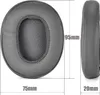 A product shot of headphone ear pads with dimensions indicated. Anteprima dell’immagine prodotto