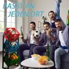 Four men watching a soccer game and celebrating, with a multi-tiered storage rack in the foreground filled with drinks and fruits. Podgląd zdjęcia produktu