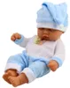 Slapende babypop in blauwe pyjamamuts met pompon Productafbeelding-voorbeeld 3