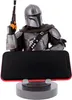 A Star Wars The Mandalorian figure holding a phone on a stand. Anteprima dell’immagine prodotto