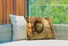 MuchoWow® Outdoor Kissen - Braune Eule, die aus einem Loch Produktbild-Vorschau 3