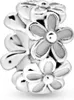 A close-up studio shot of a silver charm with multiple daisy flower designs. Anteprima dell’immagine prodotto