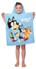 Toalla de algodón tipo poncho con capucha, diseño Bluey, Vista previa de la imagen del producto 2