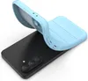 A light blue phone case is shown being placed onto a black smartphone. Produktbild-Vorschau