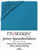 A close-up of a teal fitted sheet with elasticized corners, placed on a white background. Text and a logo are visible below the sheet. Produktbild-Vorschau