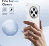 A hand holding a clear phone case with a phone inside, with large water droplets in the foreground. Anteprima dell’immagine prodotto