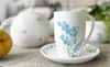 Tasse en porcelaine Luna Pomněnka 350 ml, blanc/bleu Voir les images du produit 2