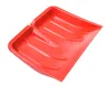 A red plastic snow shovel head is shown against a white background. Voir les images du produit