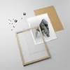 Gerahmtes Poster - Rahmen in heller Eiche - Orang-Utan Tier Produktbild-Vorschau 4
