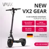 A black electric scooter is shown with marketing text and feature highlights. Produktbild-Vorschau