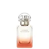 A clear studio shot of a perfume bottle. Voir les images du produit