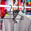 Plastový věšák s kolejničkou na kalhoty - černý / balení 50 Náhled obrázku produktu 5