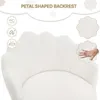 A close-up view of a white, fuzzy chair with a petal-shaped backrest, featuring icons and text highlighting product features. Produktbild-Vorschau
