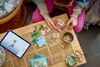 LEGO Creator 3-in-1 set: Parfumfles met bloemendecoratie - Productafbeelding-voorbeeld 6