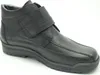 A single black boot on a white background. Anteprima dell’immagine prodotto
