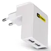 A white USB power adapter with two ports and European-style prongs. Anteprima dell’immagine prodotto