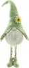 A decorative gnome with a green hat adorned with a sunflower. Voir les images du produit