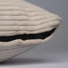 Sierkussen breed ribfluweel Zandsteen 45 × 45 cm Productafbeelding-voorbeeld 4