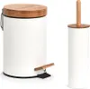 A white trash can with a bamboo lid and a matching toilet brush holder with a bamboo lid and wooden handle are shown against a white background. Anteprima dell’immagine prodotto