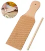 Pasta Brett aus Holz Nudelbrett mit Rillen 24×6,6 cm Produktbild-Vorschau 1