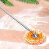 Oranger und weißer Wischmopp reinigt einen hellen Holzboden mit Seifenschaum, eine grüne Pflanze oben sichtbar Produktbild-Vorschau