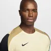 Nike M Nk Df Strk Top Ss Pale Ivory/Black/Jersey Gold/B Podgląd zdjęcia produktu 3