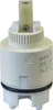A close-up studio shot of a white faucet cartridge. Anteprima dell’immagine prodotto