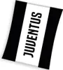 A black and white striped blanket with the word JUVENTUS printed vertically in the center. Anteprima dell’immagine prodotto