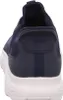 The back view of a navy blue Geox sneaker with a white sole. Voir les images du produit
