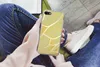 MuchoWow® Handyhülle Schutzhülle Hülle für iPhone 8 Goldene Produktbild-Vorschau 3