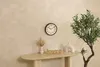 Klassische Wanduhr beige Ø 22 cm mit lesbaren Ziffern und Produktbild-Vorschau 6