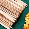 Houten prikkers voor snacks en frietjes, 8,5 cm, 50 stuks. Productafbeelding-voorbeeld 6