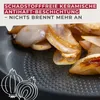 Close-up of fried onions in a non-stick pan, with text overlay and onion graphics. Produktbild-Vorschau