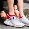 TwoSocks lustige Sneaker Socken -  Socken Kussmotiv  Damen Produktbild-Vorschau 3