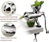 A manual juicer with green juice in a glass and leafy greens in the hopper, with close-up insets highlighting features. Produktbild-Vorschau