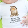 Mr. & Mrs. Panda Babyshirt Bär sitzend 6. - 12. Monat - Produktbild-Vorschau 4