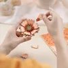 Puzzle 3D Jasnopomarańczowy kwiat gerbery, drewno, RoLife, Podgląd zdjęcia produktu 12