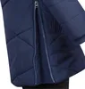 A close-up view of a navy blue quilted jacket with a zipper. Anteprima dell’immagine prodotto
