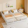 A children's bedroom with two twin beds side-by-side, decorated with cartoon wall art. Anteprima dell’immagine prodotto