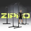 A man stands next to a fitness station with the brand name 'ZIPRO' prominently displayed in large yellow letters. Anteprima dell’immagine prodotto