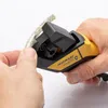 Hands holding a wire stripping tool to cut a wire. Anteprima dell’immagine prodotto