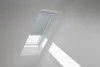 VELUX Dachfenster Rollo blickdicht grau mit weißem Produktbild-Vorschau 3
